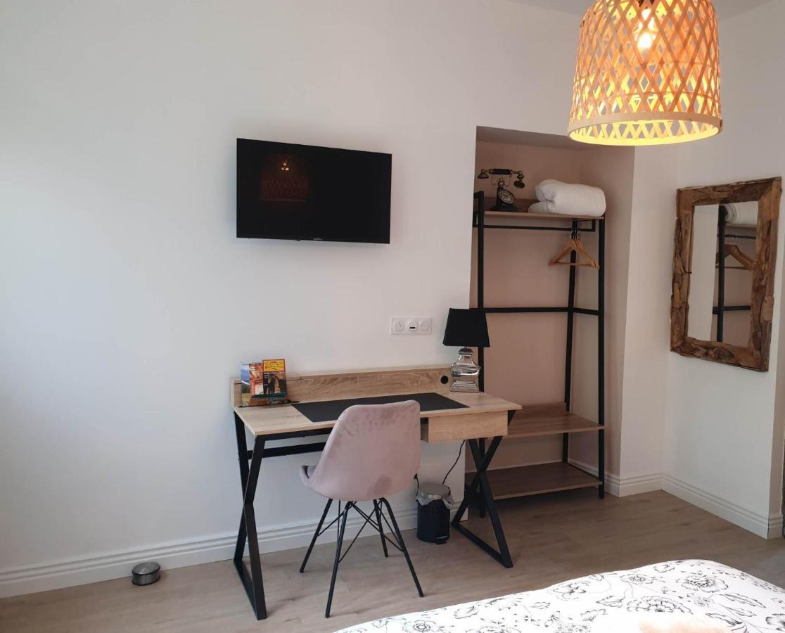 Chez Cerise Panzió Tournay Kültér fotó